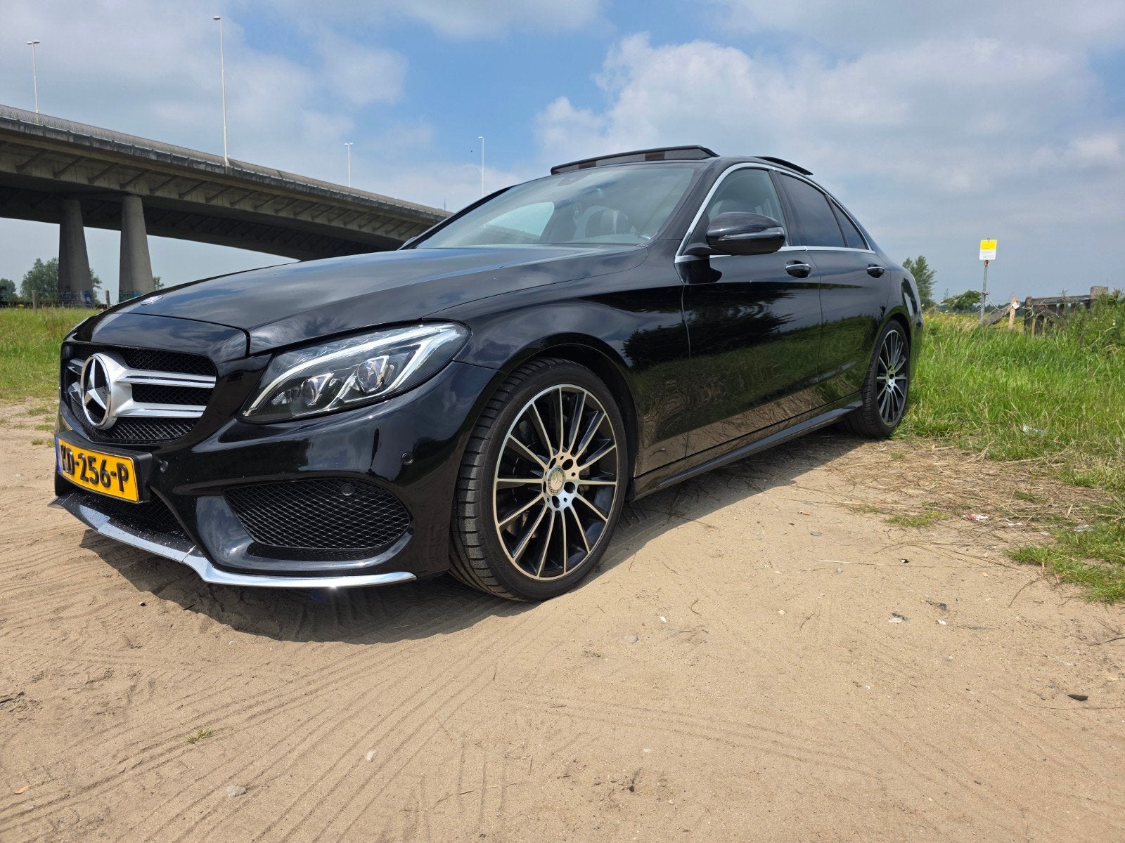 Mercedes C250 AMG Pano | Nieuwe Turbo | Topstaat, Automaat, 1800 kg, Zwart, 75 €/maand
