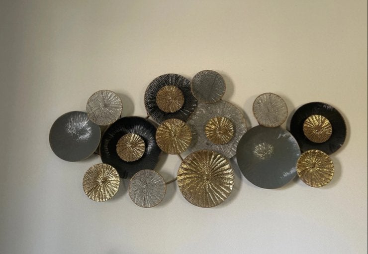 Moderne metalen wanddecoratie - Goud, Zwart, Grijs, Huis en Inrichting, Metaal, Wandsculptuur, Ophalen of Verzenden, Modern