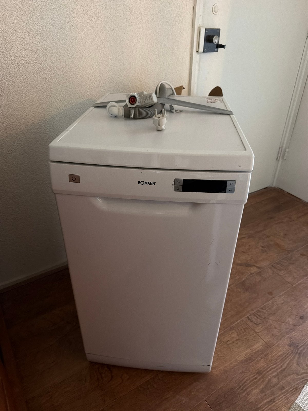 Bomann vaatwasser, werkt goed, Witgoed en Apparatuur, Ophalen, Gebruikt, Eco programma, 85 tot 90 cm