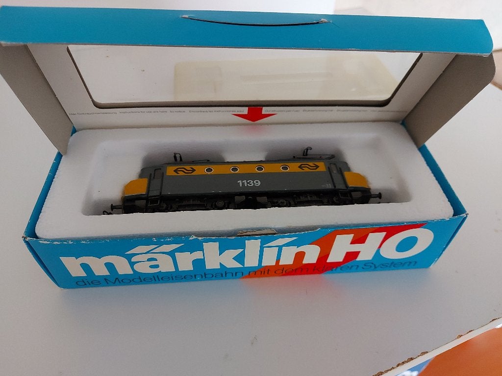 Marklin locomotief 3324, Wisselstroom, Locomotief, Nieuw, Ophalen of Verzenden