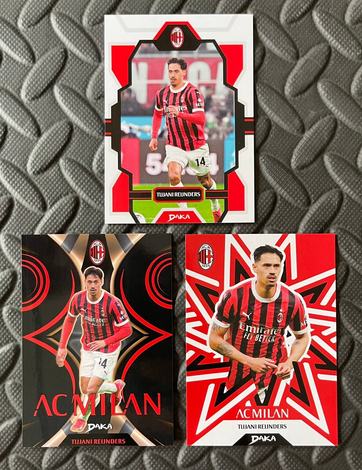 2025 Daka AC Milan Tijjani Reijnders 3 Kaarten Set, Ophalen of Verzenden, Nieuw, Buitenlandse clubs, Poster, Plaatje of Sticker