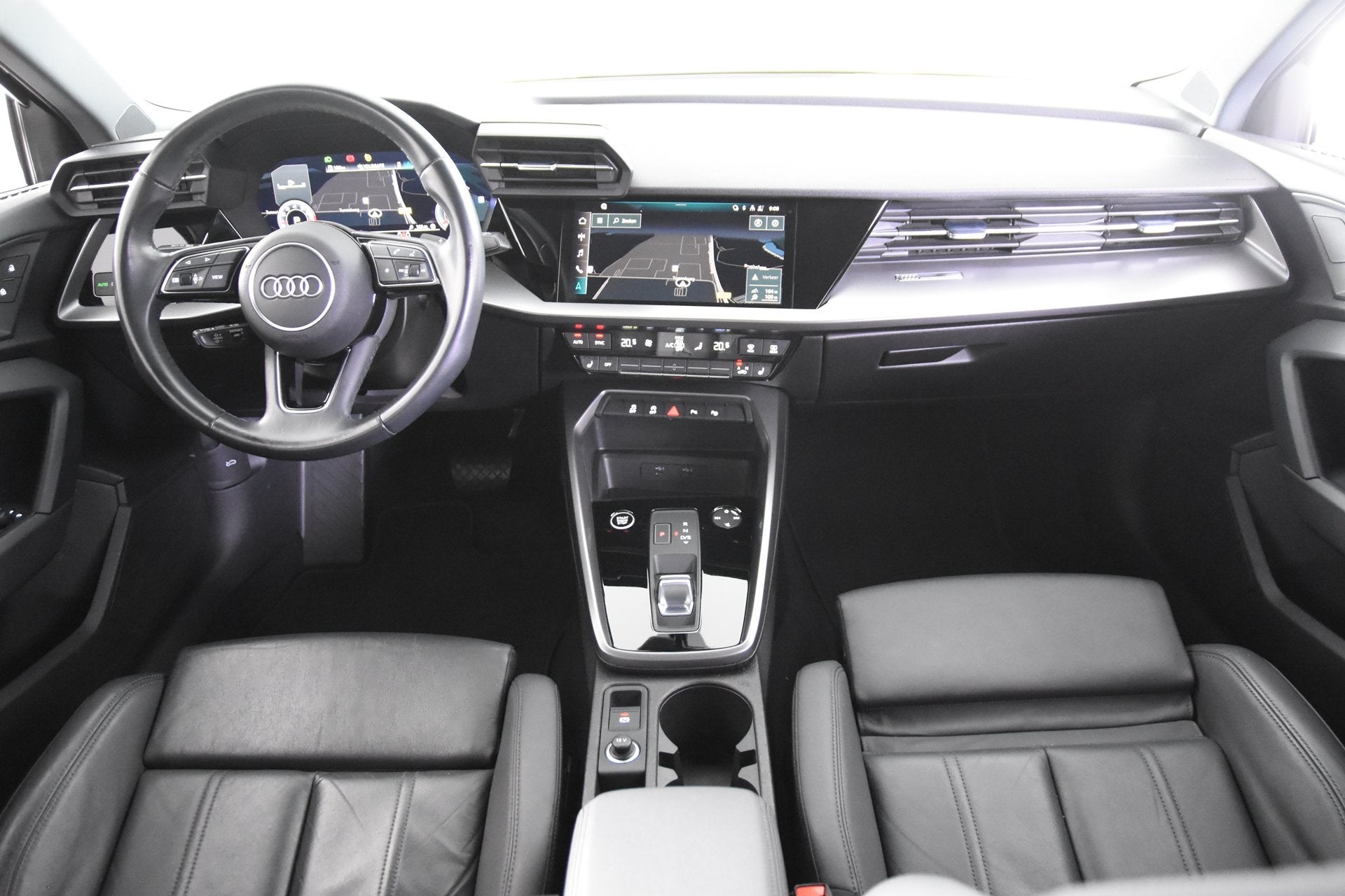 Audi A3 Sportback 30 TFSI DSG *1ste Eigenaar*Leer*Navigatie*, Auto's, Audi, Gebruikt, Zwart, Leder, Bedrijf