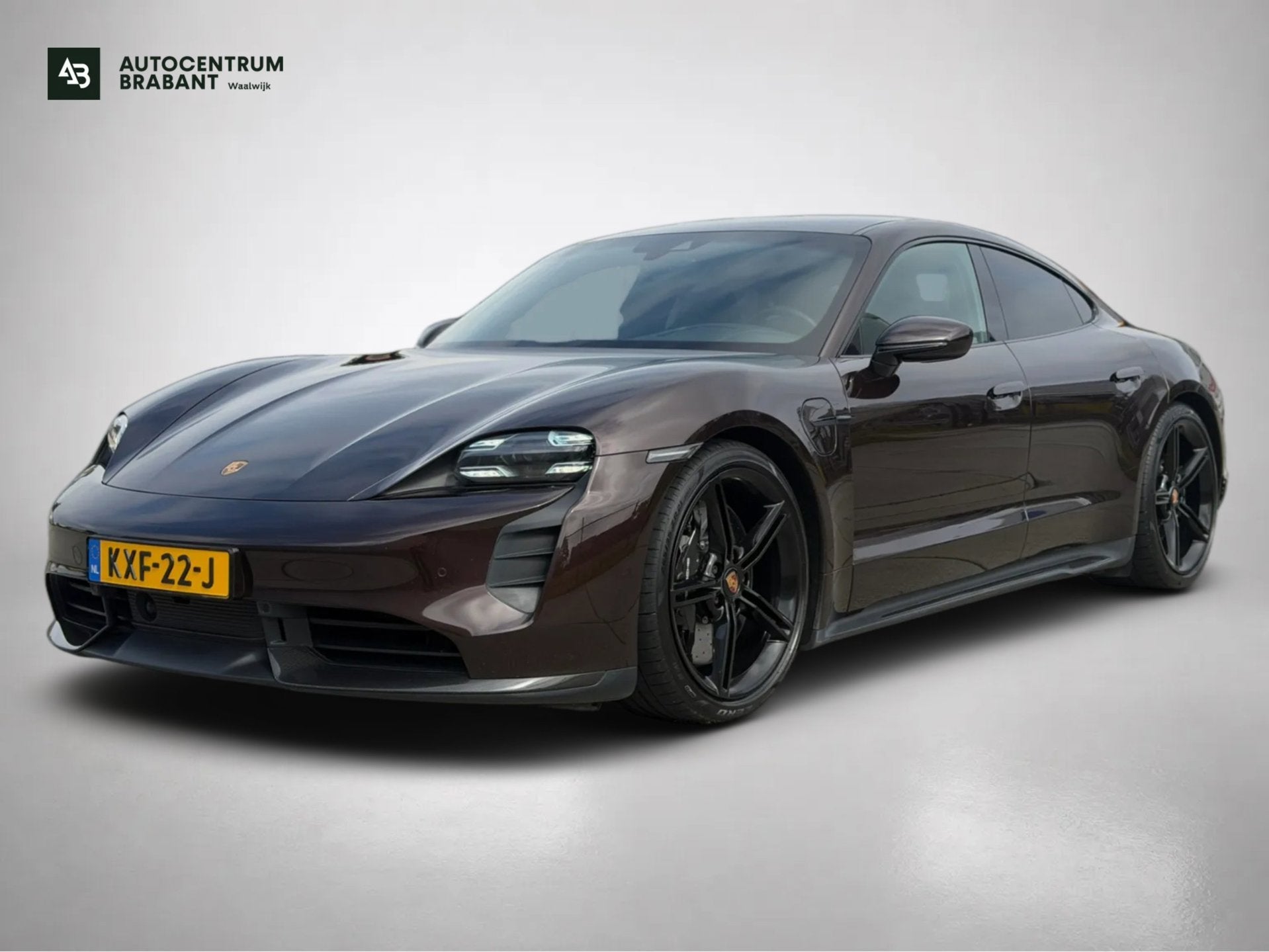 Porsche Taycan Turbo S 93 kWh VOLL! (2e Eig Dealer OndH, Car, Automaat, Gebruikt, Zwart, Bruin