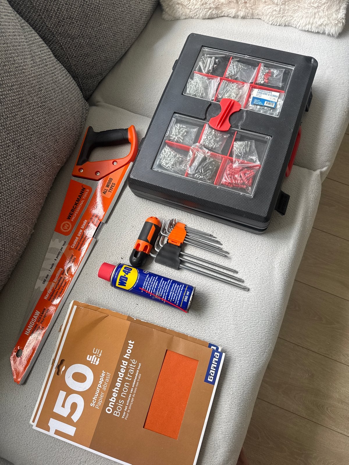 Gereedschapset met zaag, inbussleutels en meer, Ophalen, Gebruikt, Gereedschapsset, Overige merken