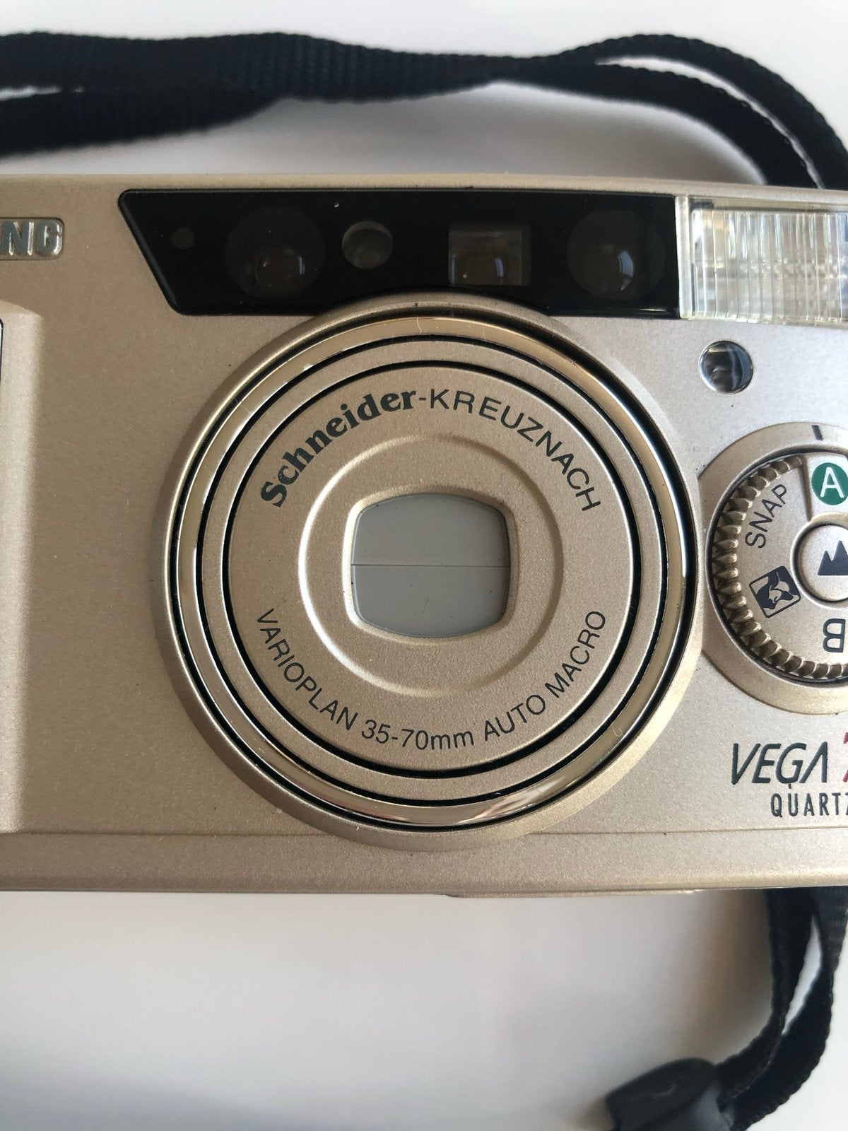Samsung Vega 77i Compact Camera - Schneider-Kreuznach, Ophalen of Verzenden, Zo goed als nieuw, Compact, Samsung