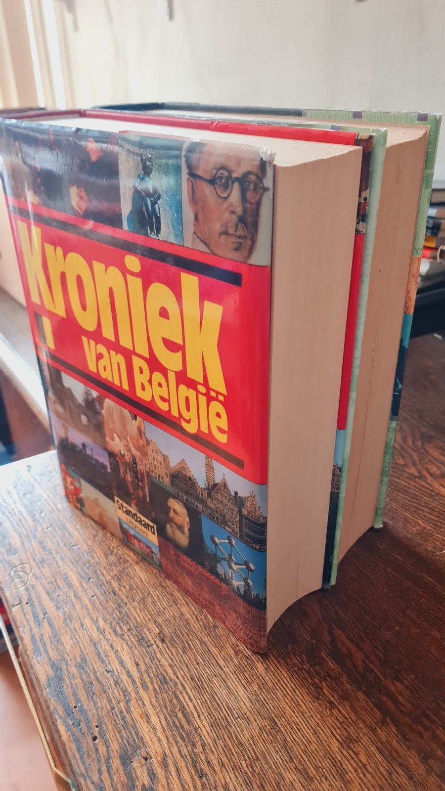 Kronieken van Nederland & België - 2 boeken, 1 prijs, Europa, Diverse auteurs, Ophalen of Verzenden, 20e eeuw of later
