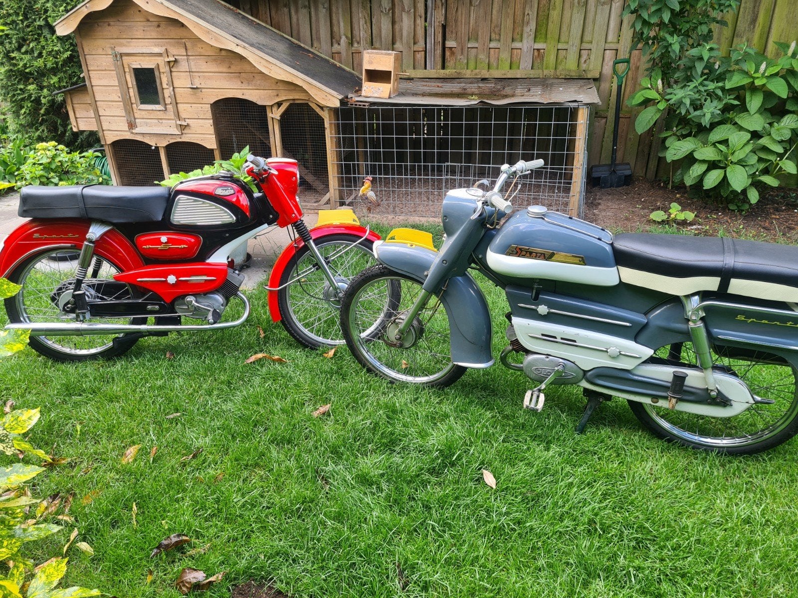 2 Sparta bromfietsen: GI50 Grand Sport (1965) & GH50 (1964), Fietsen en Brommers, Brommers | Oldtimers, Ophalen of Verzenden