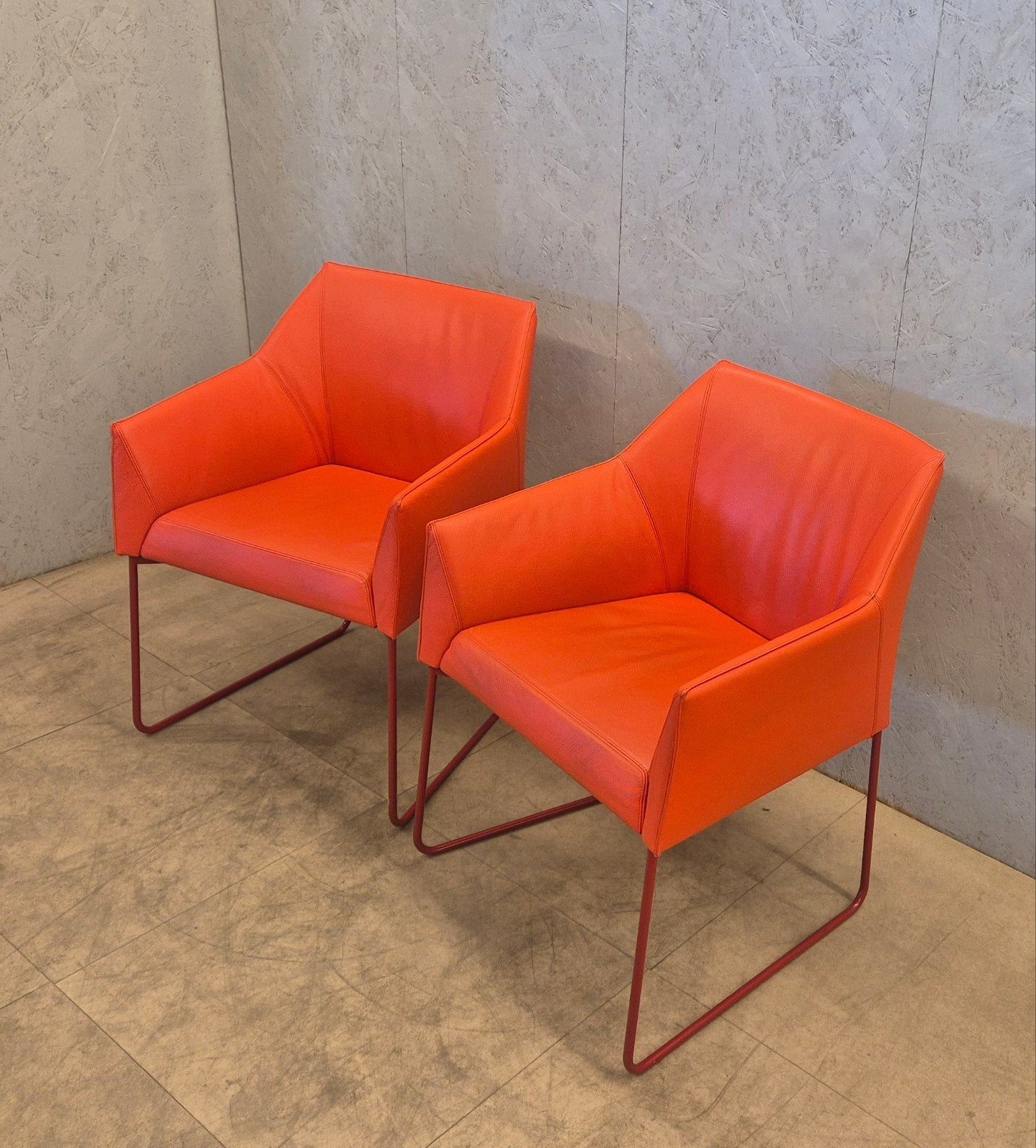 Leolux Mara Design Eetkamerstoelen Rood Leer, Ophalen, Leolux, Zo goed als nieuw, Vier