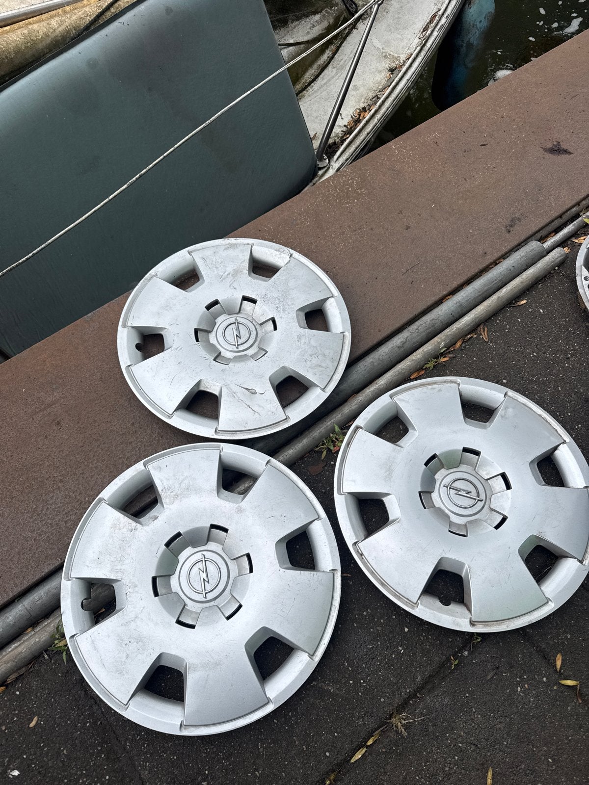 Set van 3 Opel wieldoppen 17 inch, Auto diversen, Wieldoppen, Ophalen, Gebruikt