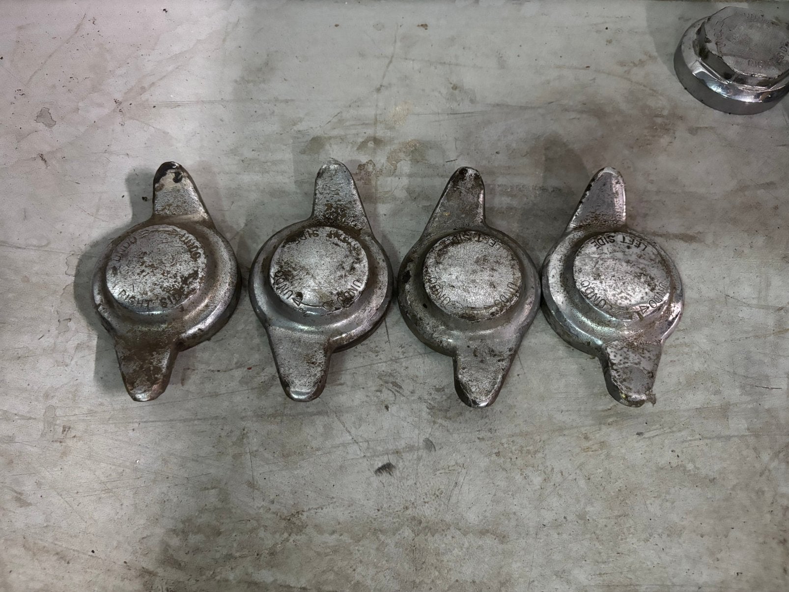 MGB onderdelen / wiel spinners!, Auto-onderdelen, Ophalen of Verzenden, Achter, MG, Bumper