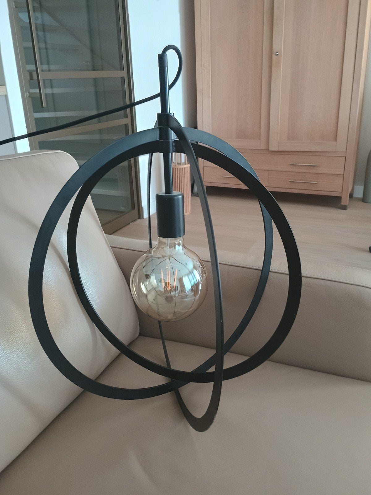 industriële hanglamp, Ophalen