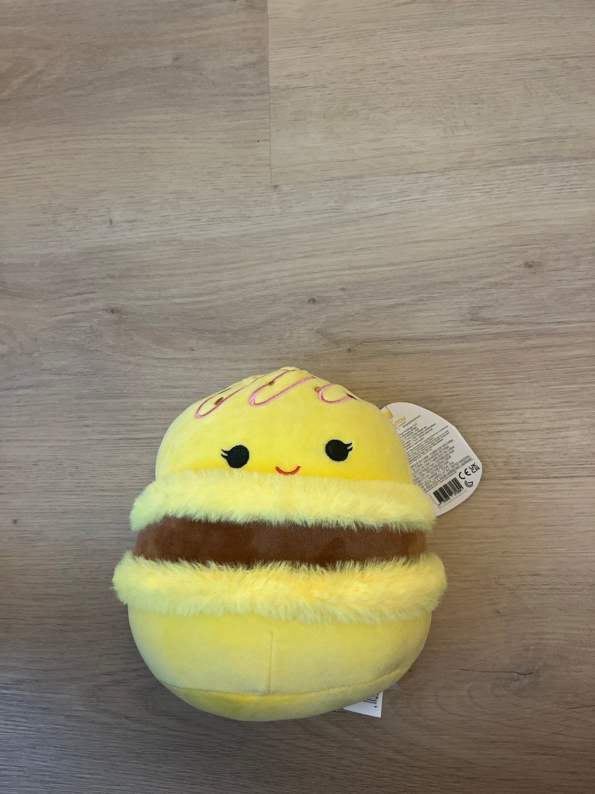 Squishmallow Visconti Macaron Knuffel - Zo goed als nieuw, Overige typen, Ophalen of Verzenden, Klein (minder dan 20 cm), Squishmallow