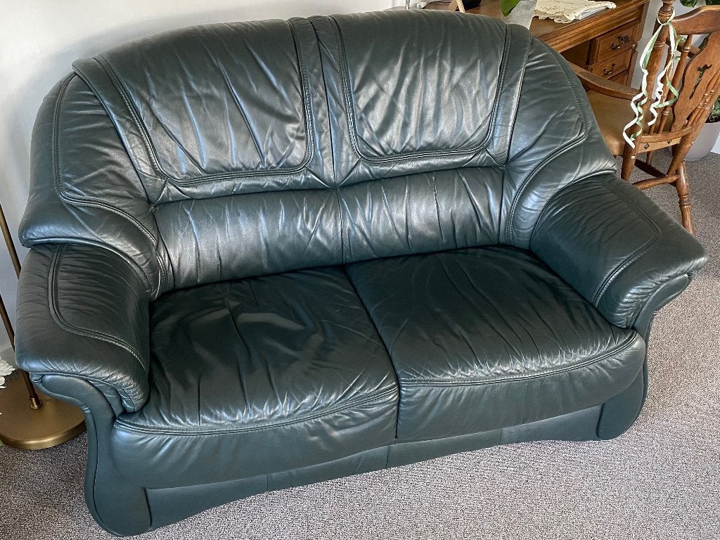 Lederen 2-zits bank donker groen 155x95x95cm, Huis en Inrichting, Ophalen, Gebruikt, 150 tot 200 cm, Tweepersoons