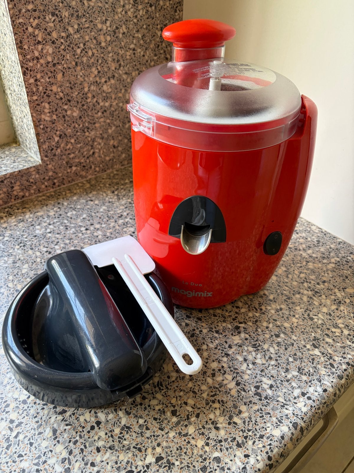 Magimix Le Duo sapcentrifuge - Rood, Ophalen, 1 tot 2 liter, Zo goed als nieuw, Vaatwasserbestendig