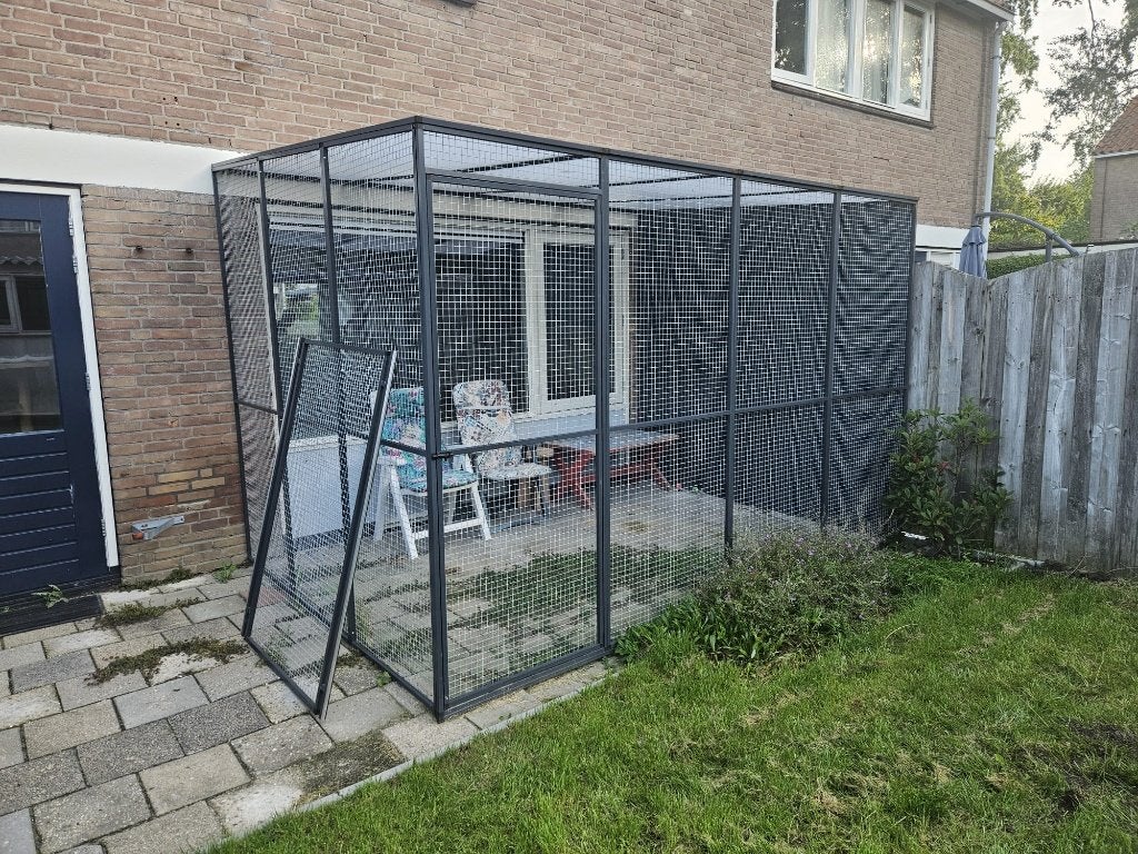 Aluminium kattenren.  2.50 x 3.50 x 2.40m, Ophalen of Verzenden, Zo goed als nieuw