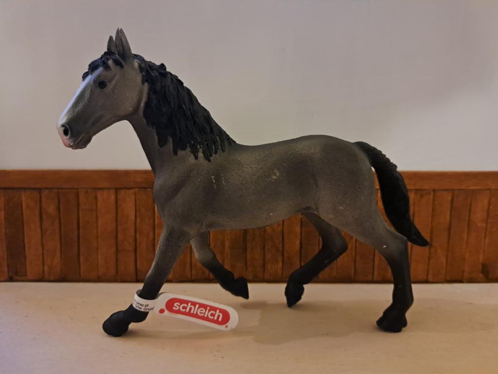 Schleich selle francias merrie, Verzamelen, Dierenverzamelingen, Ophalen of Verzenden, Zo goed als nieuw, Paard, Beeldje of Figuurtje