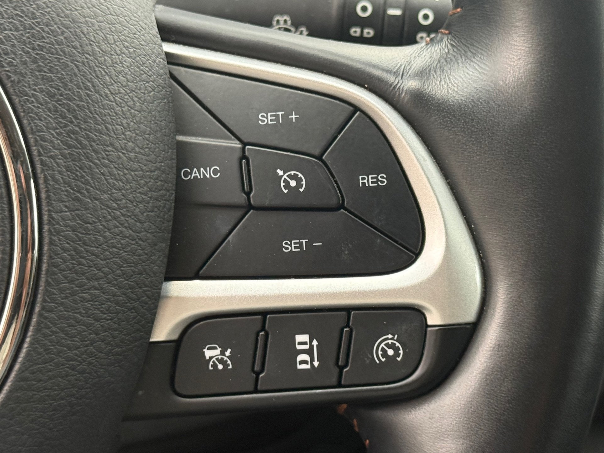 Foto 11 van Jeep Compass 1.4 MultiAir Limited 4x4 EXPORT