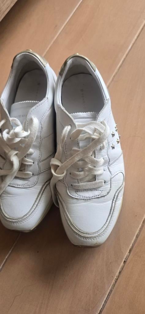 Tommy Hilfiger sneakers, Ophalen of Verzenden, Zo goed als nieuw, Wit, Sneakers of Gympen
