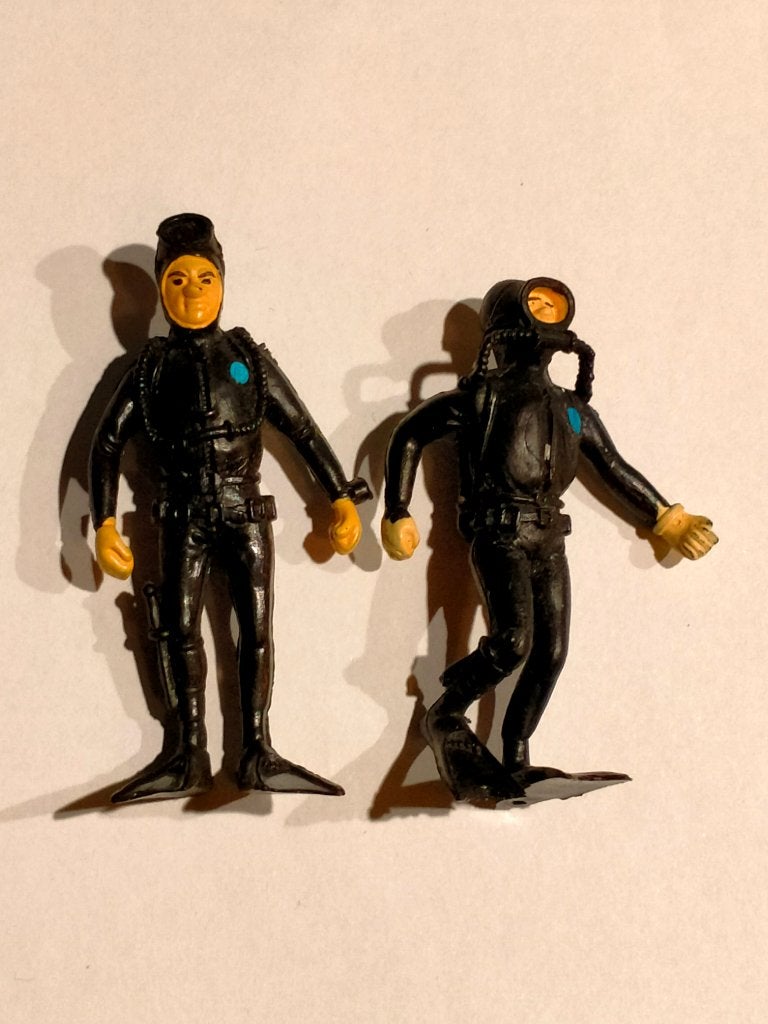 Kuifje Esso Belvision vintage duikers figuren set RARE, Verzenden, Kuifje, Gebruikt, Beeldje of Figuurtje