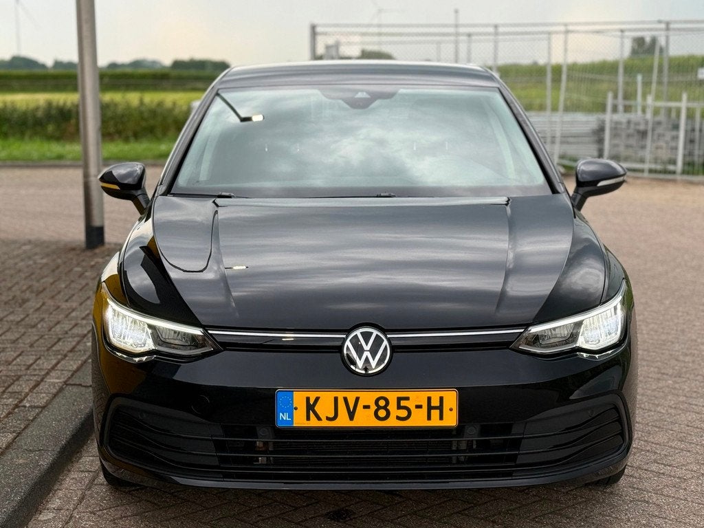 Volkswagen GOLF 1.0 TSI Life Business 110PK Navi Pdc Camera, Voorwielaandrijving, Stof, Gebruikt, Euro 6