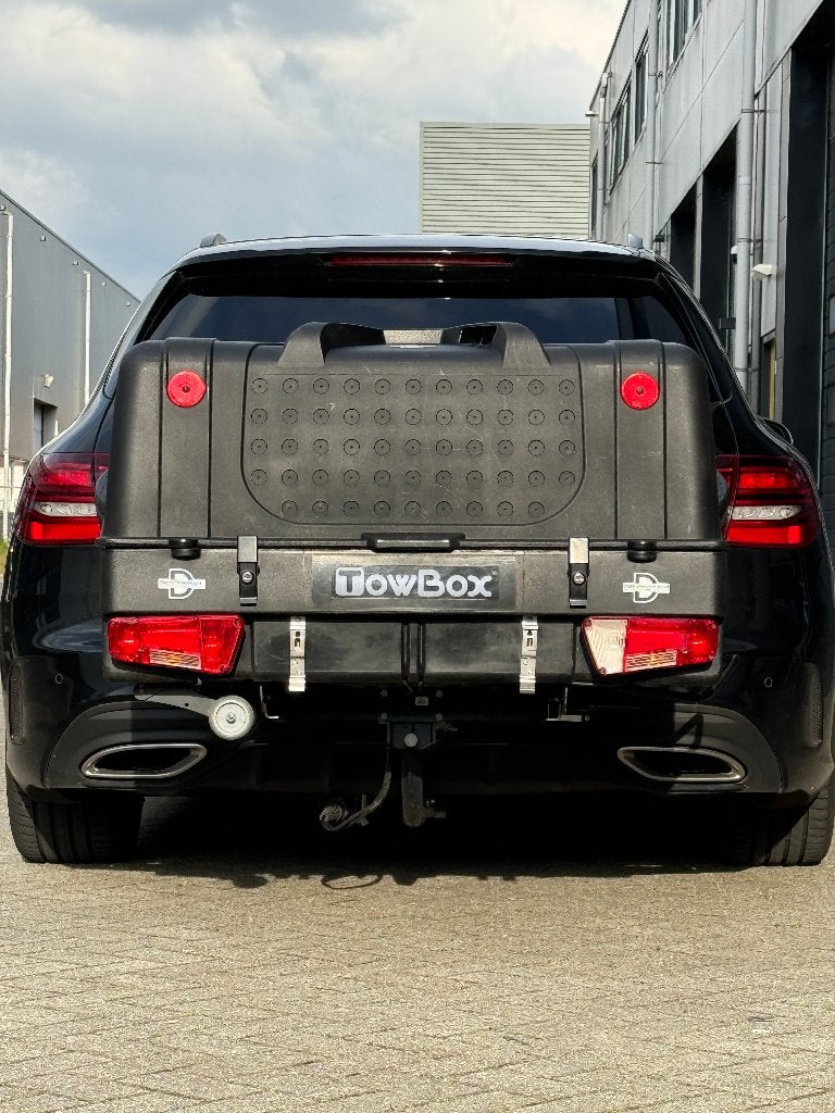 Te huur: Trekhaakbox (Towbox V1) 280 liter (trekhaakkoffer), Ophalen, Zo goed als nieuw