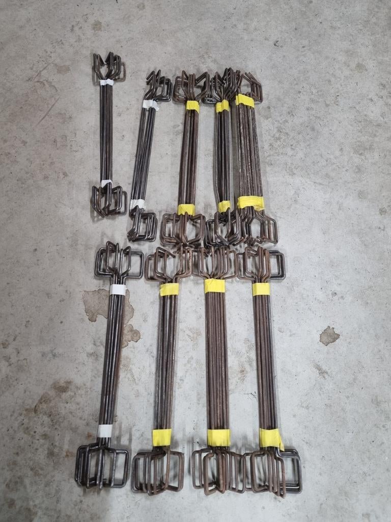 Isobouw Powerkist bovenbeugels 350mm, Doe-het-zelf en Verbouw, IJzerwaren en Bevestigingsmiddelen, Ophalen of Verzenden, 250 mm of meer