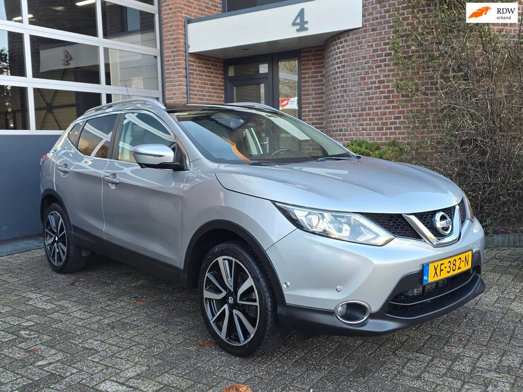 Nissan Qashqai 1.2 Tekna Nap |Camera |Trekhaak |Clima, LED verlichting, Gebruikt, 4 cilinders, 116 pk