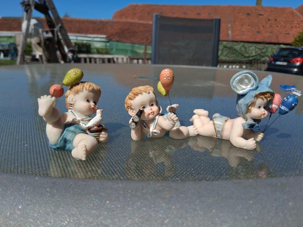 Set van 3 schattige babybeeldjes met ballonnen, Ophalen of Verzenden, Zo goed als nieuw