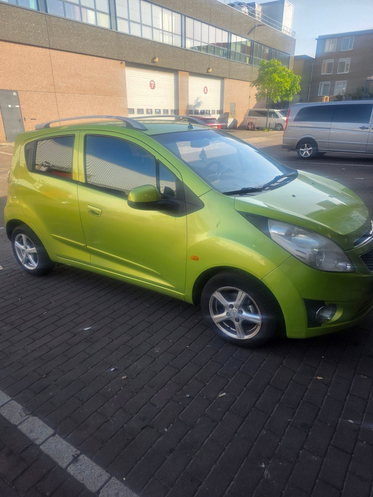 Chevrolet Spark 1.0 Bifuel 2010 Groen, Auto's, 15 km/l, 37 €/maand, 4 cilinders, Origineel Nederlands