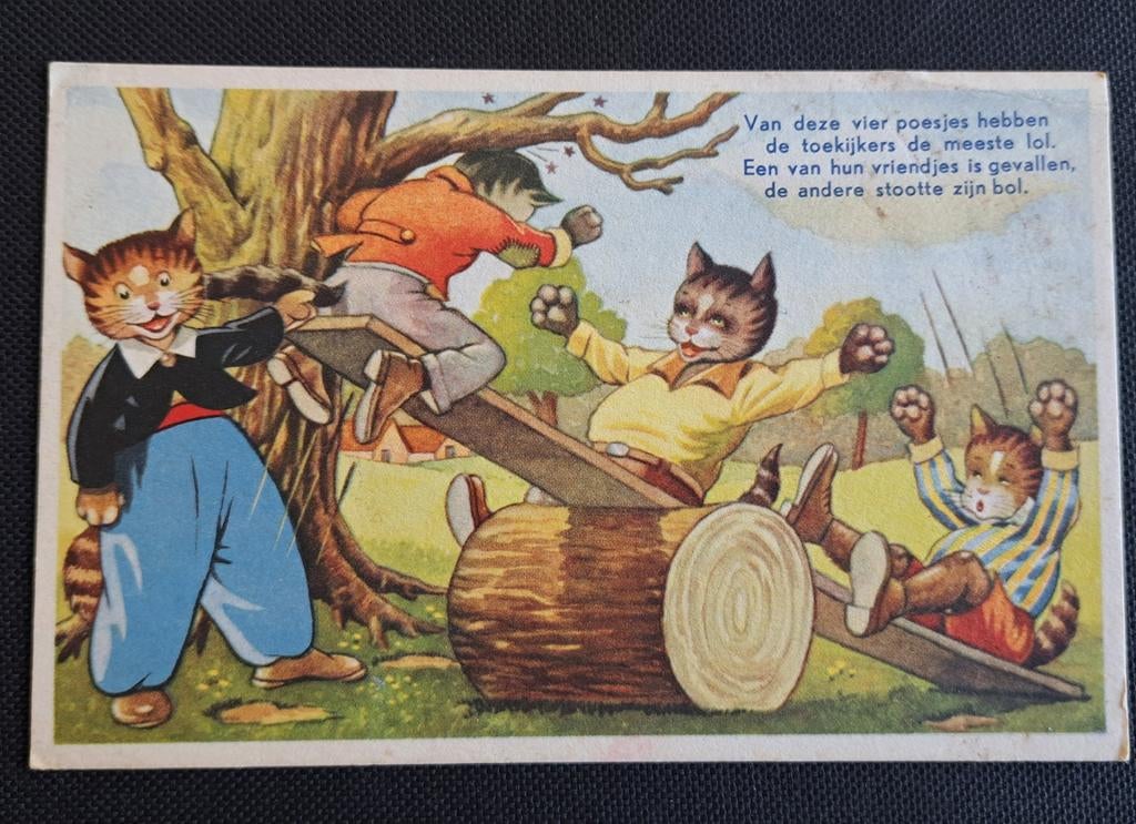 Vintage prentbriefkaart Katten Schommelen op boomstam, Ophalen of Verzenden, 1920 tot 1940, Ongelopen, Overige thema's
