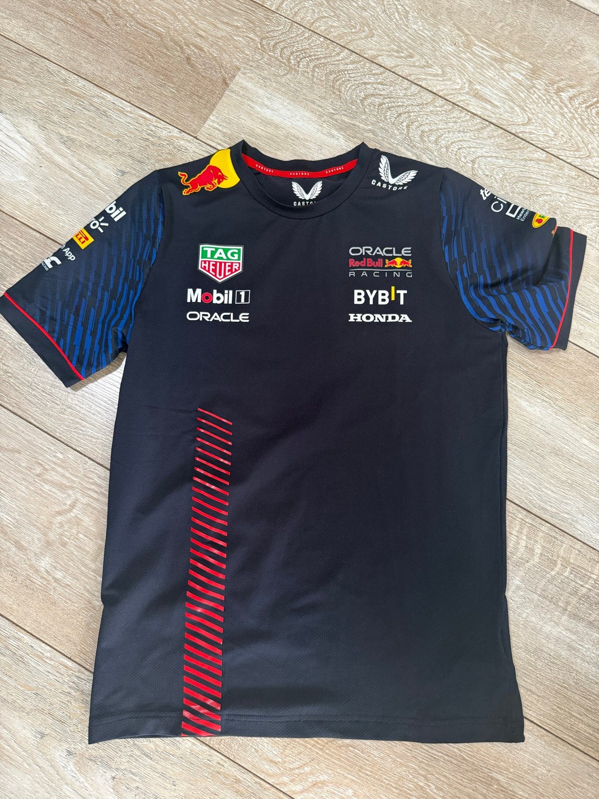 Red Bull Racing F1 T-shirt Castore Maat 164cm (JXL), Ophalen of Verzenden, Zo goed als nieuw