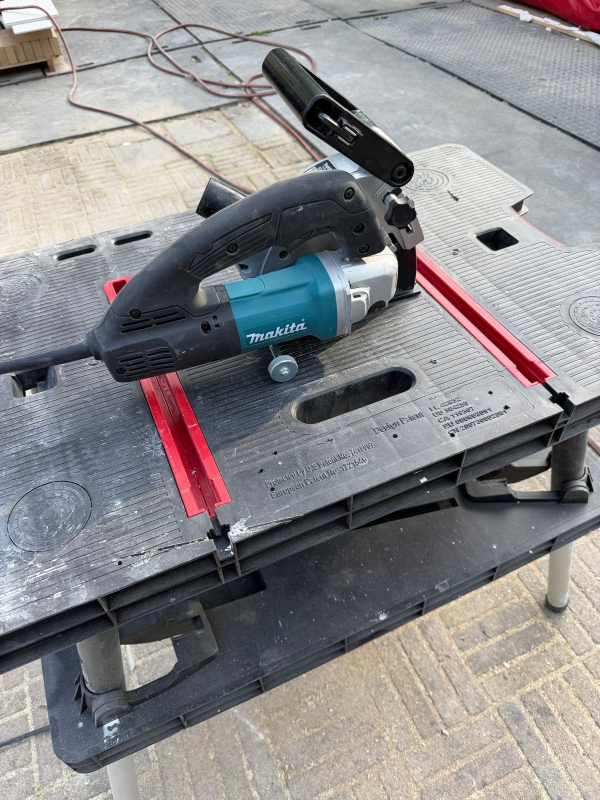 Makita SG1251J Muurfrees - nieuw gekocht op 08-05-26 met bon