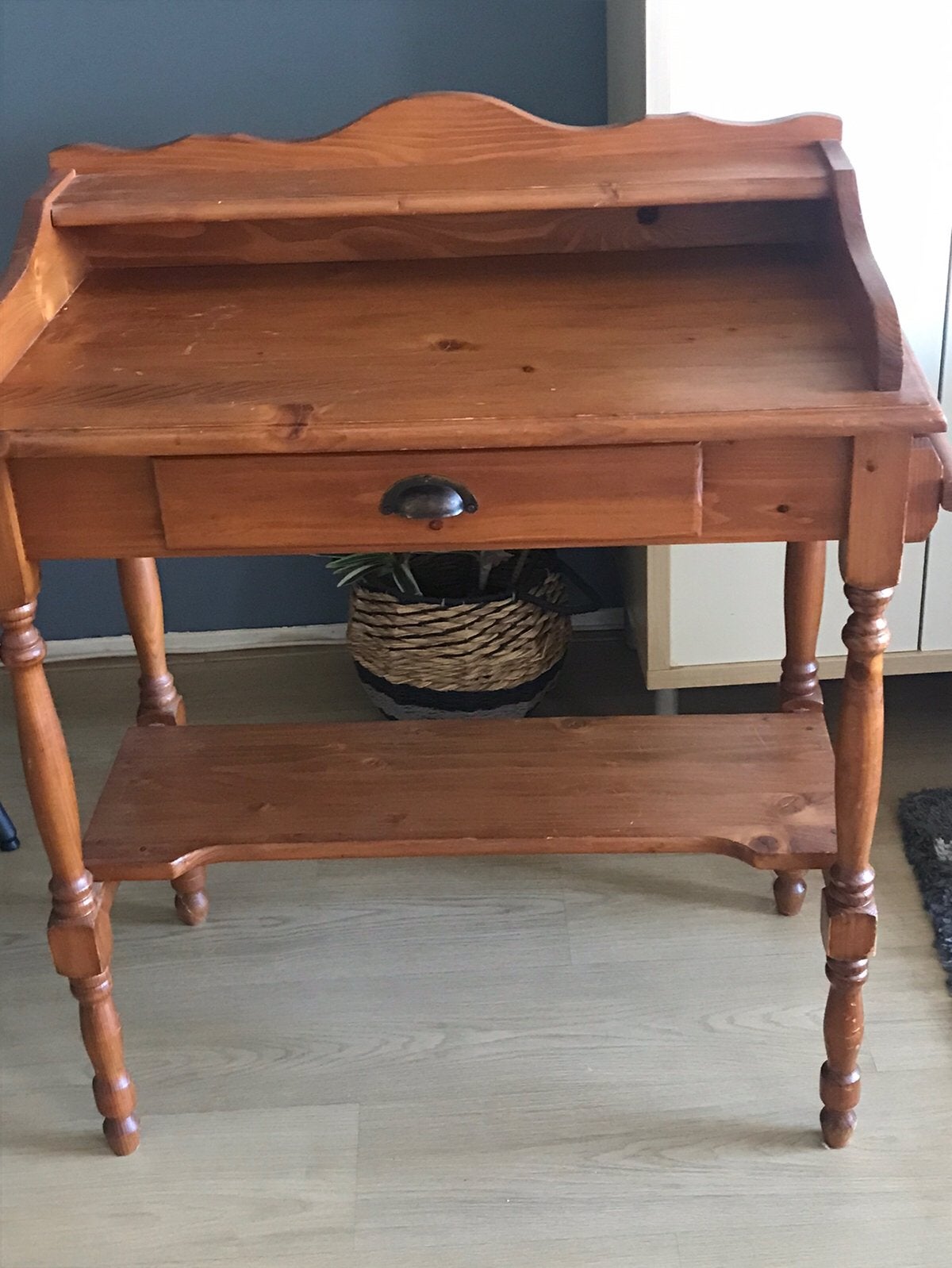 Tot Vrijdag ophalen antieke sidetables met Lade, Huis en Inrichting, Kasten | Secretaires, Ophalen, Zo goed als nieuw