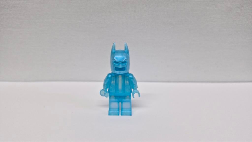 Lego Batman Prototype (Transparant Glitter Light Blue), Kinderen en Baby's, Speelgoed | Duplo en Lego, Ophalen of Verzenden, Zo goed als nieuw