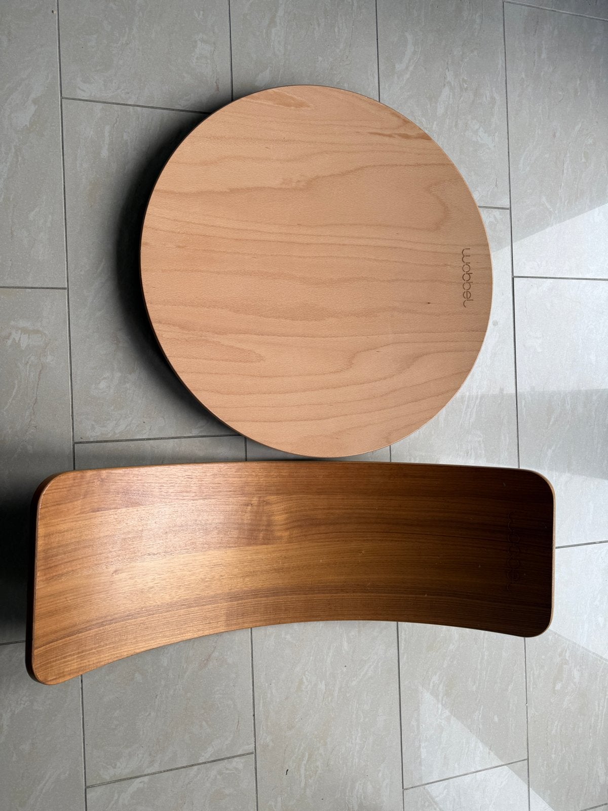 Wobbel Original en Wobbel 360 - Hout goed, vilt dun