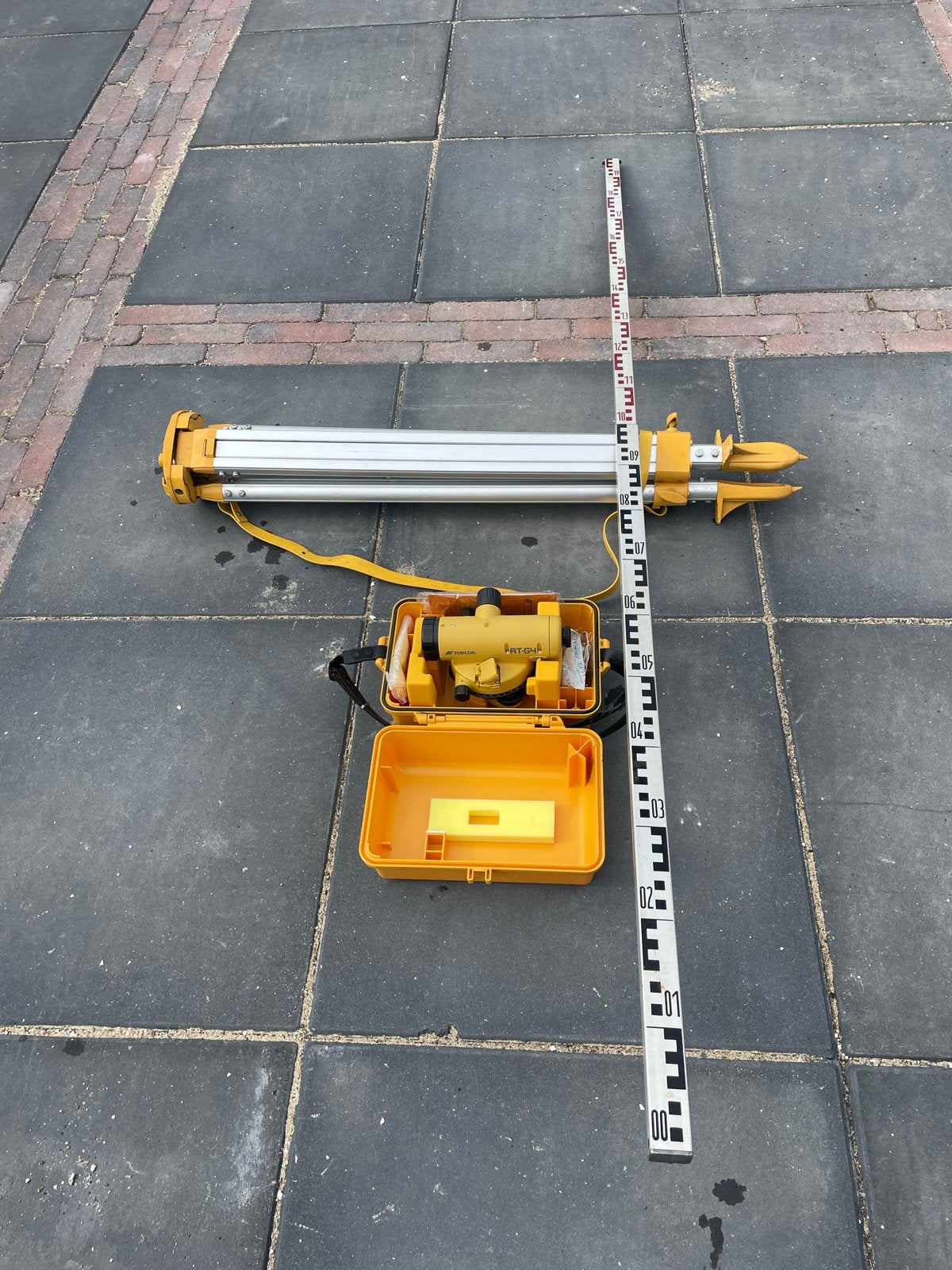 Topcon AT-G4 Waterpasinstrument met Statief en Meetlat, Ophalen, Nieuw, Overige meters