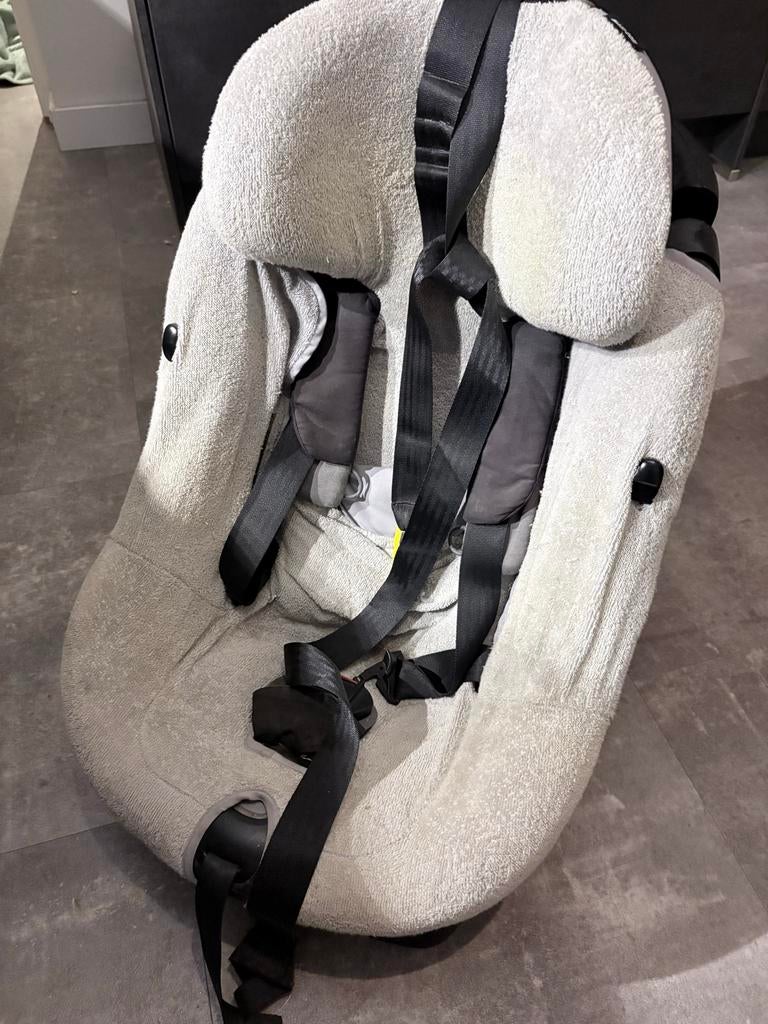Maxi Cosi AxissFix draaibaar autostoeltje, Ophalen, Gebruikt, 0 t/m 18 kg, Verstelbare rugleuning