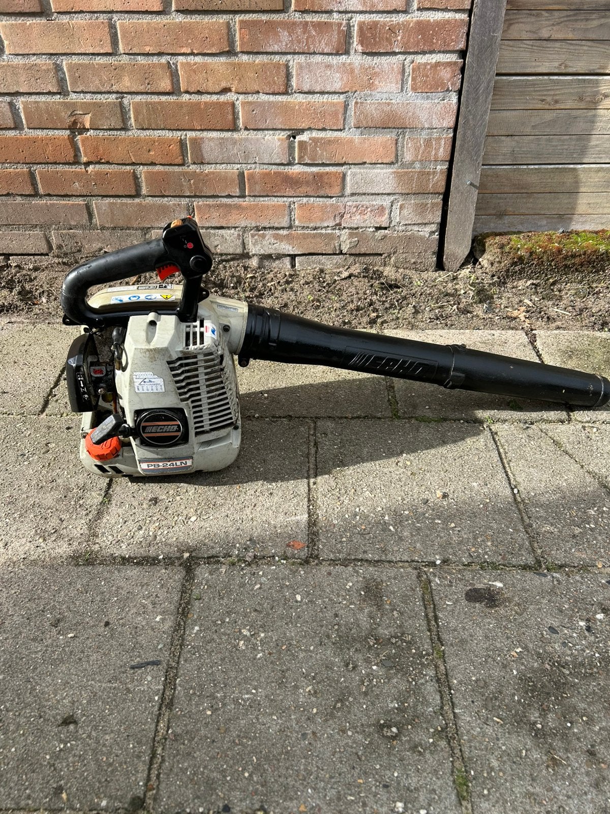Echo PB 24LN bladblazer, Ophalen, Zo goed als nieuw, Benzine, Handgedragen