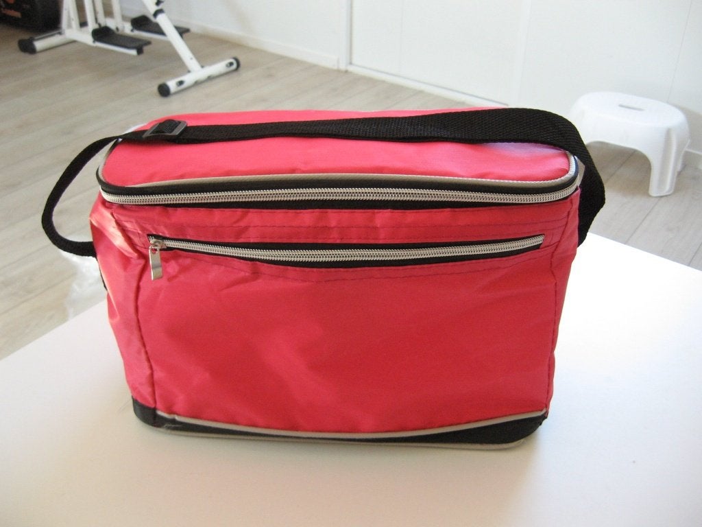 leuk roze koeltasje 20 x 27 x 16 cm €7,50 m voorvak. zgan, Ophalen of Verzenden, Zo goed als nieuw, Koeltas, Koelelement