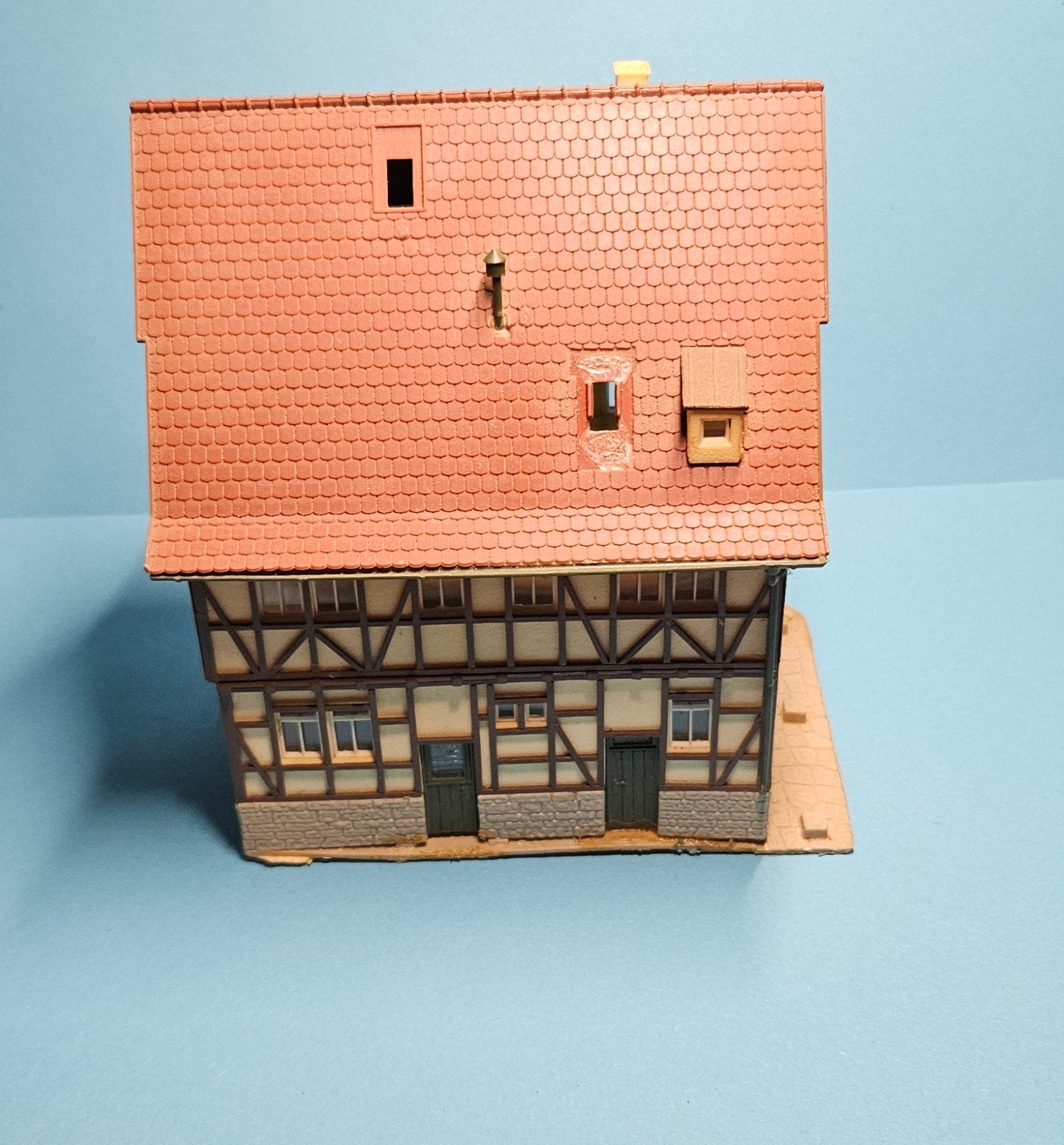 Faller duits vakwerkhuis, Hobby en Vrije tijd, Modelbouw | Figuren en Diorama's, Verzenden, Gebruikt, 1:50 of kleiner