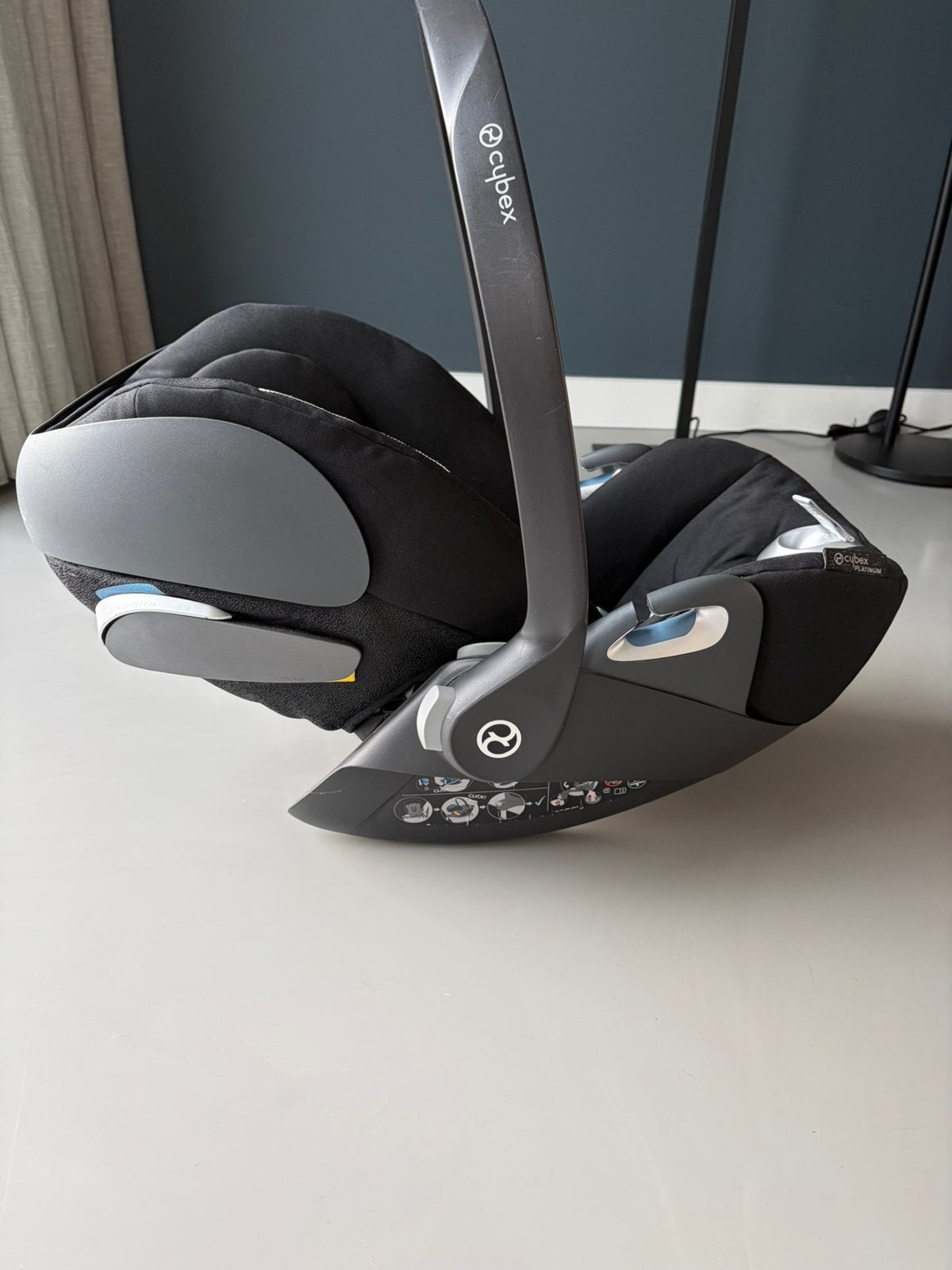 Cybex baby autostoel i-size, 15 t/m 36 kg, Zo goed als nieuw, Isofix, Ophalen