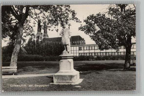 Etten Leur Van Bergen plein, Ophalen of Verzenden, 1940 tot 1960, Ongelopen, Noord-Brabant