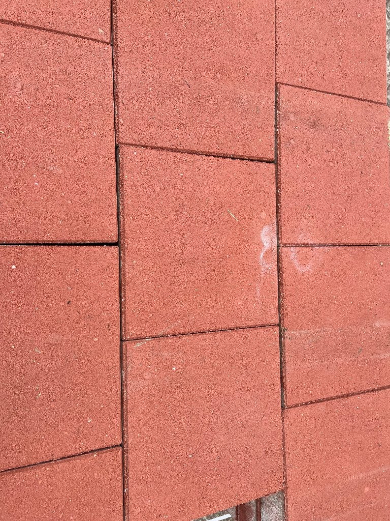 Partij 45 betontegels 30x30x8 rood, Ophalen of Verzenden, Nieuw, Overige materialen