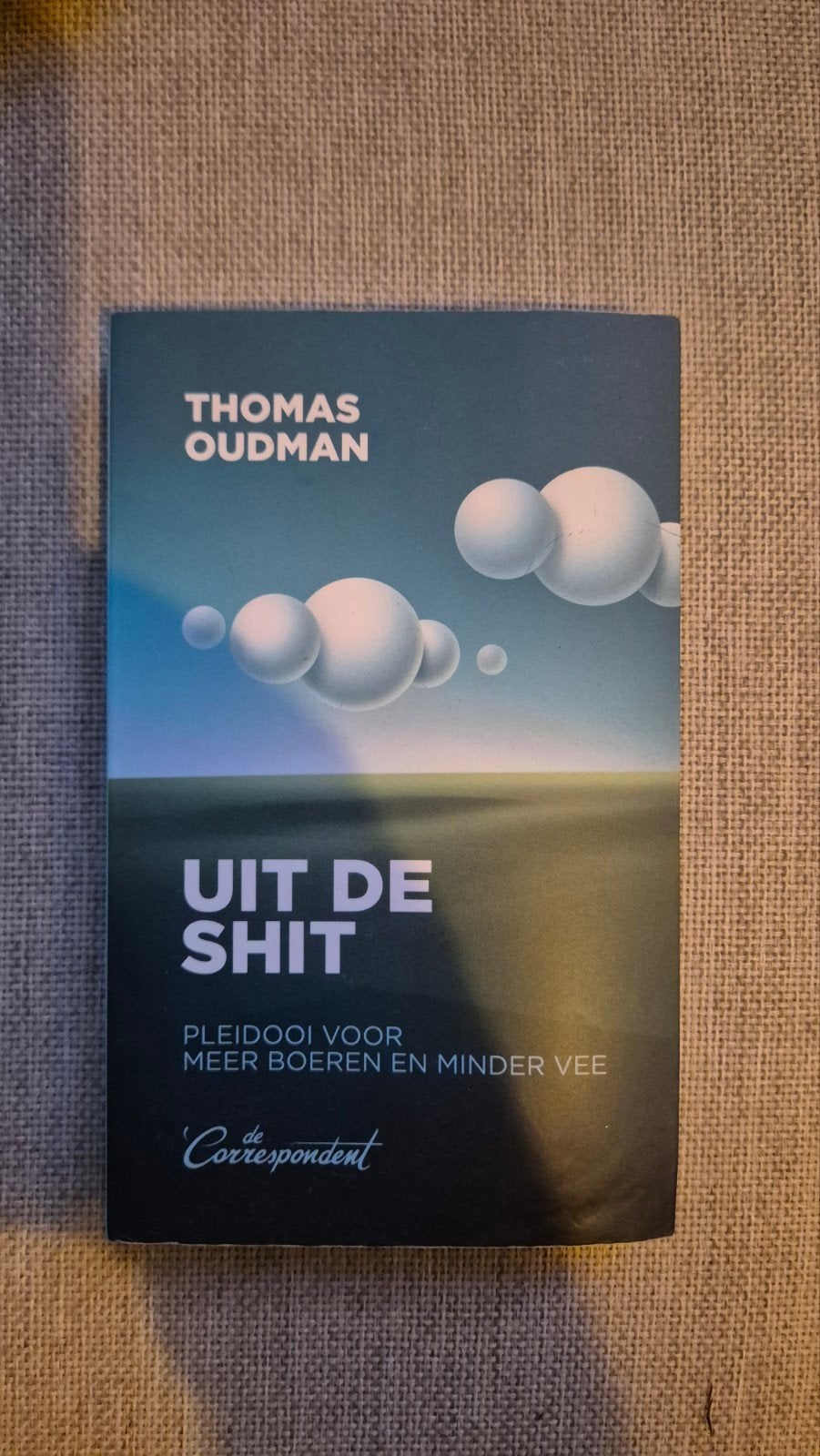 Thomas Oudman - Uit de shit, Ophalen of Verzenden, Zo goed als nieuw, Thomas Oudman