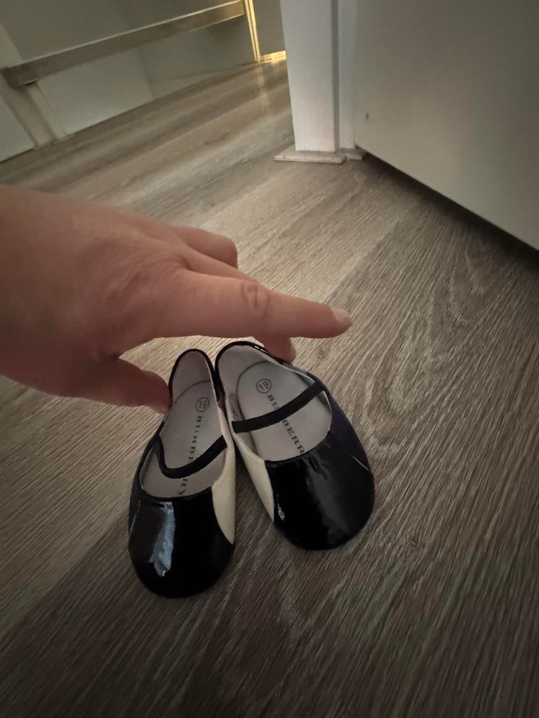 Nieuwe Originele Burberry Baby Schoentjes Maat 19, Schoentjes, Meisje, Nieuw, Ophalen of Verzenden