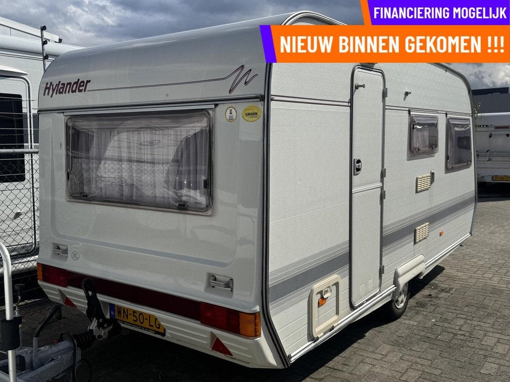Hylander 390 VOORTENT  + 4 PERS + WC, Caravans en Kamperen, Overige merken, Bedrijf, Tot en met 3, 750 - 1000 kg