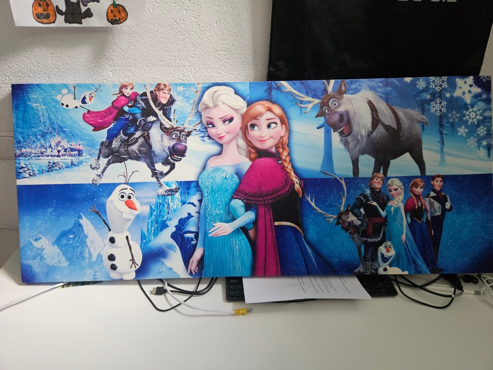 Groot Disney Frozen Schilderij - Anna, Elsa, Olaf & Sven, Ophalen, Gebruikt, 50 tot 75 cm, Schilderij