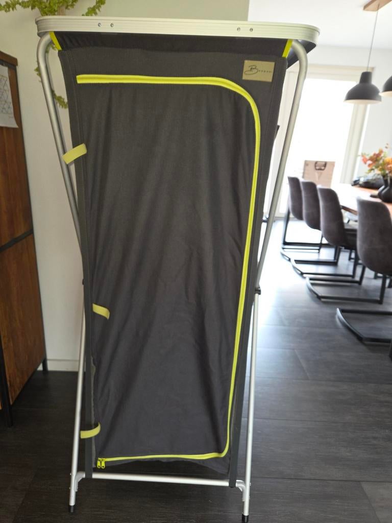 Bardani campingkast Ritmo met 4 planken - 60x66x142 cm, Caravans en Kamperen, Ophalen, Zo goed als nieuw, Campingkast