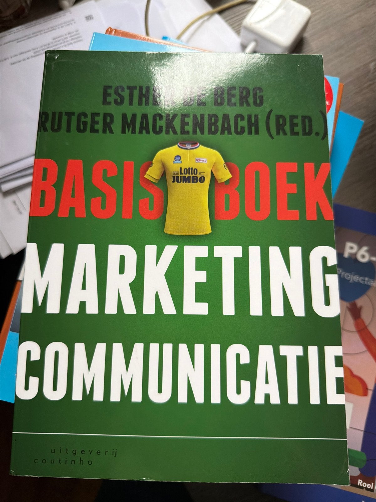 Basisboek Marketing en Communicatie - Studieboek, Boeken, Ophalen of Verzenden, Gelezen, Economie en Marketing