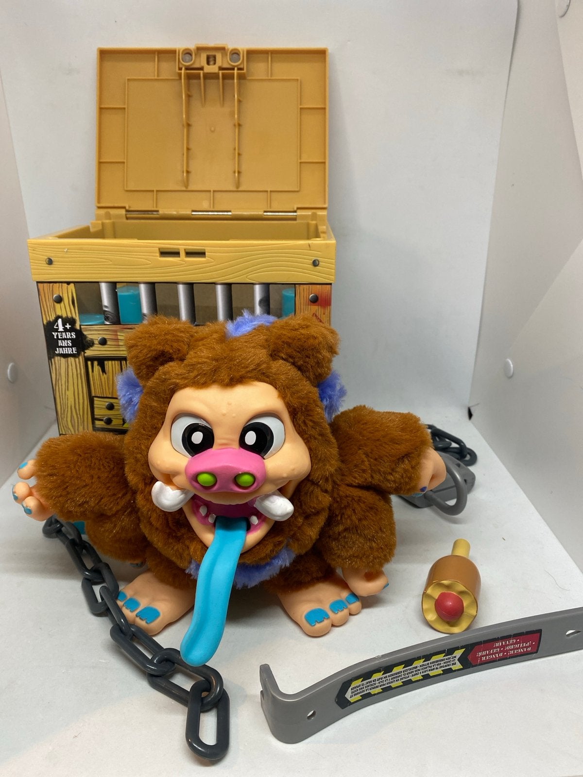 Crate Creatures Surprise Snort Hog Interactief Speelgoed, Jongen of Meisje, Klantenservice@mgae.com, Ophalen of Verzenden, Zo goed als nieuw